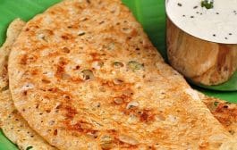 झटपट बनणारा रवा डोसा