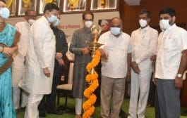 अर्थसंकल्प ही ठिपक्यांची सुंदर रांगोळी ! – मुख्यमंत्री उद्धव ठाकरे