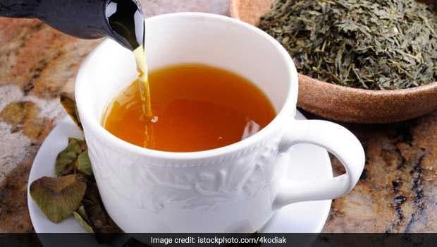 शुगर कंट्रोल करण्यासाठी करा ‘या’ तीन प्रकारच्या चहांचे सेवन