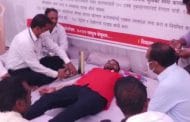 रविकांत तुपकर यांची खालावलेली तब्येत पाहून मातोश्री गीताई गहिवरल्या !