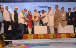 मराठीला पुनर्वैभव प्राप्त करून साहित्यिकांनी झटत राहावे – खासदार शरद पवार