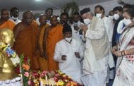 महामानव डॉ.बाबासाहेब आंबेडकर यांच्या महापरिनिर्वाण दिनी राज्यपालांनी चैत्यभूमी येथे केले अभिवादन