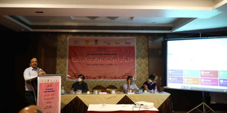 ग्रामीण महिलांच्या आर्थिक सक्षमीकरणासाठी ठोस आराखडा करा