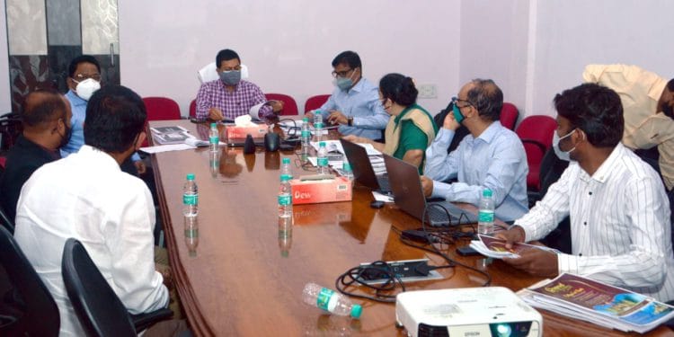 फिल्मसिटीमध्ये चित्रीकरणपूर्व आणि चित्रीकरणानंतरच्या आंतरराष्ट्रीय दर्जाच्या सुविधा उपलब्ध करुन देण्याबाबतचा आराखडा तयार करावा – सांस्कृतिक कार्यमंत्री अमित देशमुख