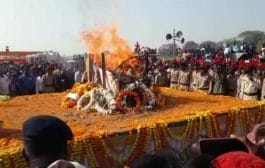 शहिद जवान रोमित चव्हाण यांना साश्रू नयनांनी अखेरचा निरोप