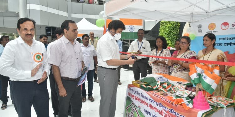 प्रत्येक नागरिकाने ‘घरोघरी तिरंगा’ अभियानात भाग घ्यावा – मुख्य सचिव मनु कुमार श्रीवास्तव