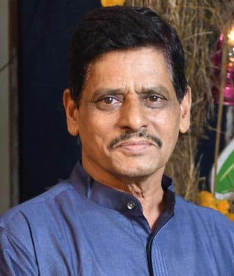 दीपक दीक्षित यांचे निधन