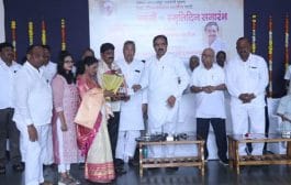 विजयभाऊ उत्कृष्ट पत्रकार पुरस्काराने युवराज निकम सन्मानित