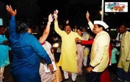 भव्य प्रिमिअर शोद्वारे वाजत गाजत ‘वऱ्हाडी वाजंत्री’ चित्रपटगृहात!