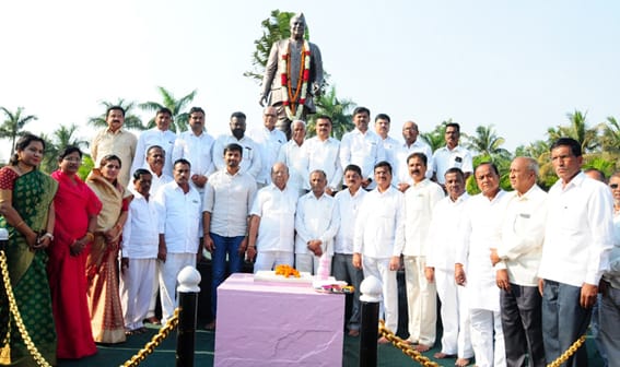 राजारामबापू कारखान्याची निवडणूक बिनविरोध