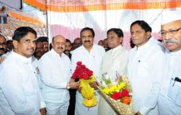 'राष्ट्रवादी'चे प्रदेशाध्यक्ष जयंत पाटील यांच्यावर शुभेच्छांचा वर्षाव