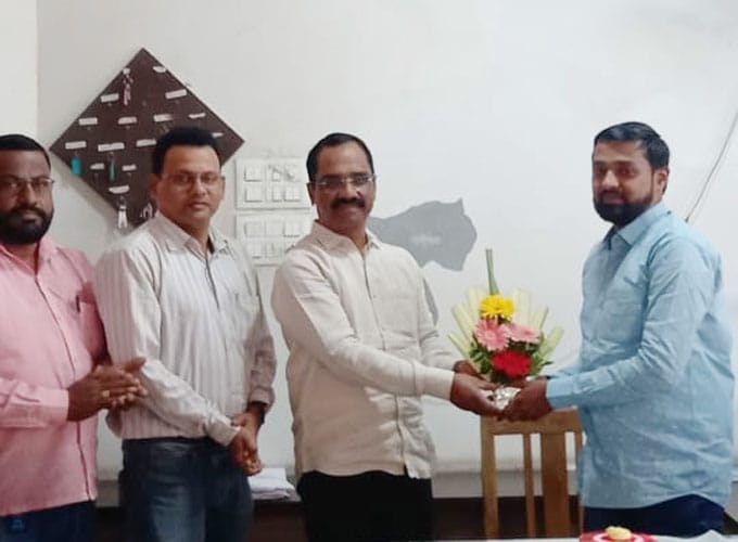'रोहयो'चे कार्यक्रम अधिकारी अमोल पवार यांचा वाढदिवस उत्साहात