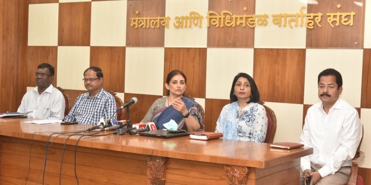 शासकीय काम वेगवान आणि पारदर्शक करण्यासाठी मंत्रालय मध्यवर्ती टपाल स्वीकृती केंद्र