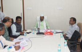 खतांचा काळाबाजार करणाऱ्यांवर कडक कारवाई करा - कृषीमंत्री अब्दुल सत्तार