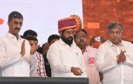 दौलतनगर । महाआरोग्य शिबिरास नागरिकांचा उत्स्फूर्त प्रतिसाद