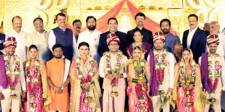 औसा । आर्थिकदृष्ट्या दुर्बल घटकातील २५ जोडप्यांचा सामुदायिक विवाह; आ. अभिमन्यू पवार यांच्या संकल्पनेतून आयोजन
