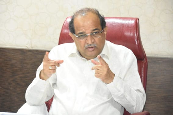 ‘त्या’ भूखंडावर स्वतंत्ररित्या अकृषिक परवानगीची (एनए) आवश्यकता नाही – महसूल मंत्री राधाकृष्ण विखे-पाटील