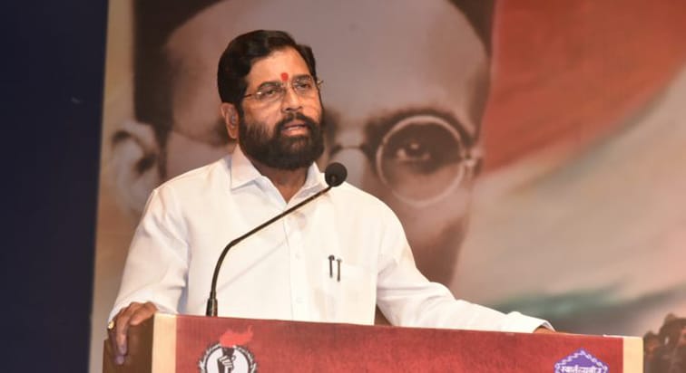 राज्यात 'स्वातंत्र्यवीर सावरकर शौर्य पुरस्कार' देणार; मुख्यमंत्र्यांची घोषणा