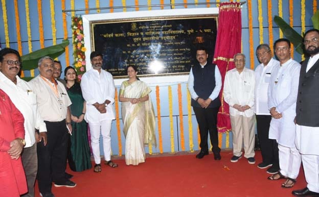 खासगी विद्यापीठात 10 टक्के गरीब विद्यार्थ्यांचे शुल्क माफ होणार – चंद्रकांत पाटील