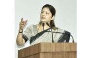 महिलांनो…अनिष्ट रूढी,प्रथा,परंपरेतून बाहेर पडा