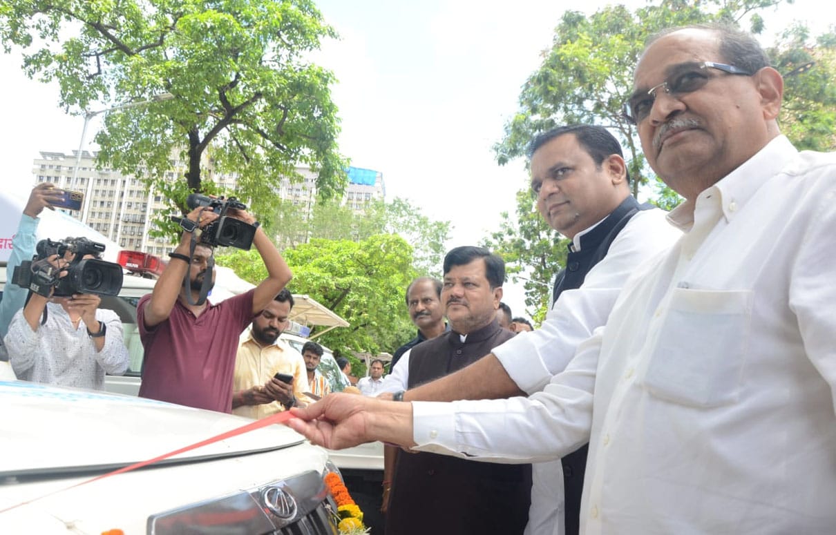 राज्यात आता 80 फिरती पशुवैद्यकीय पथके...पशुधन जपण्यासाठी महत्वाचे पाऊल