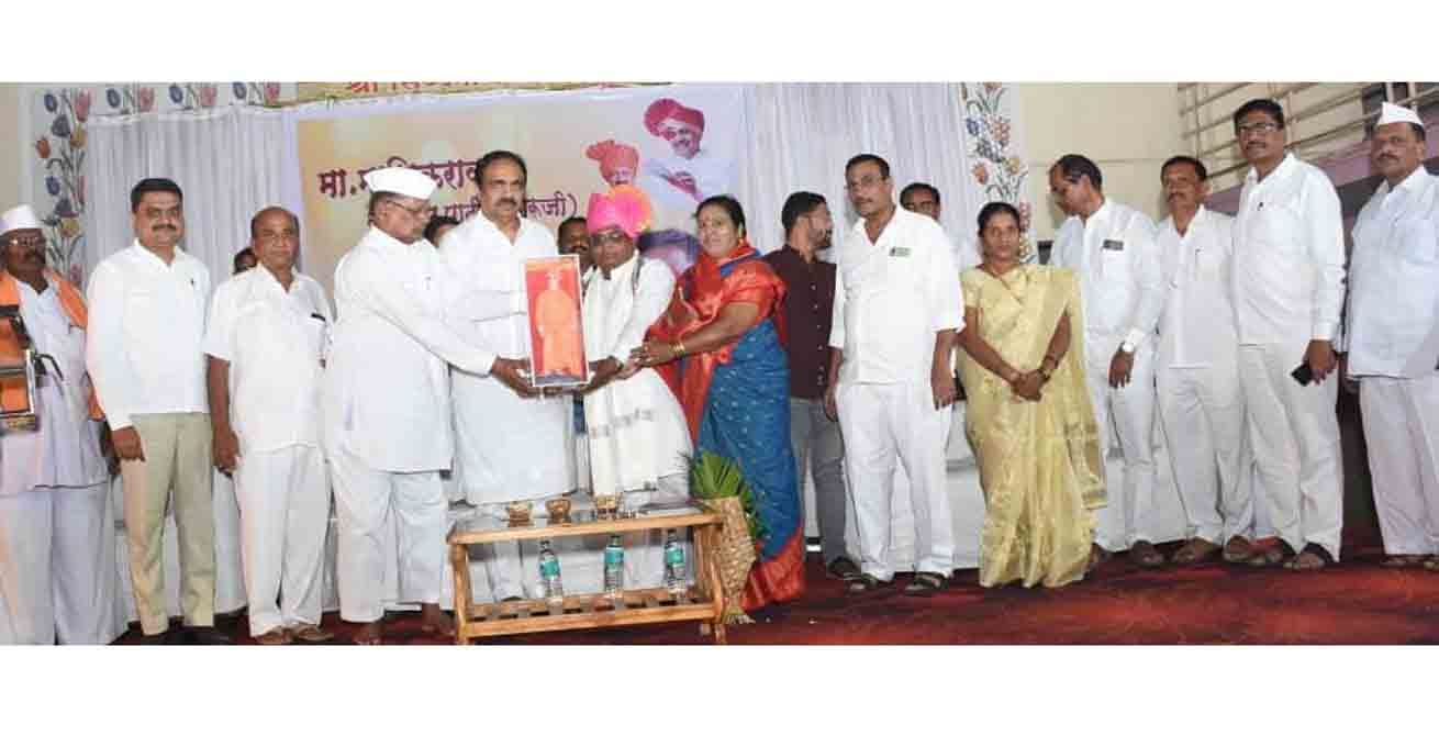 माणिकराव पाटील यांनी संस्कारक्षम विद्यार्थी घडवले - आ. जयंत पाटील