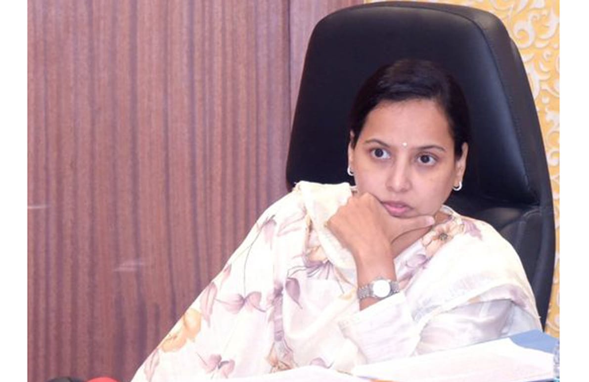 राज्यात 2 ऑक्टोबरपासून महिलांसाठी राबवणार हे अभियान; महिला विकासाच्या योजनांचा समावेश
