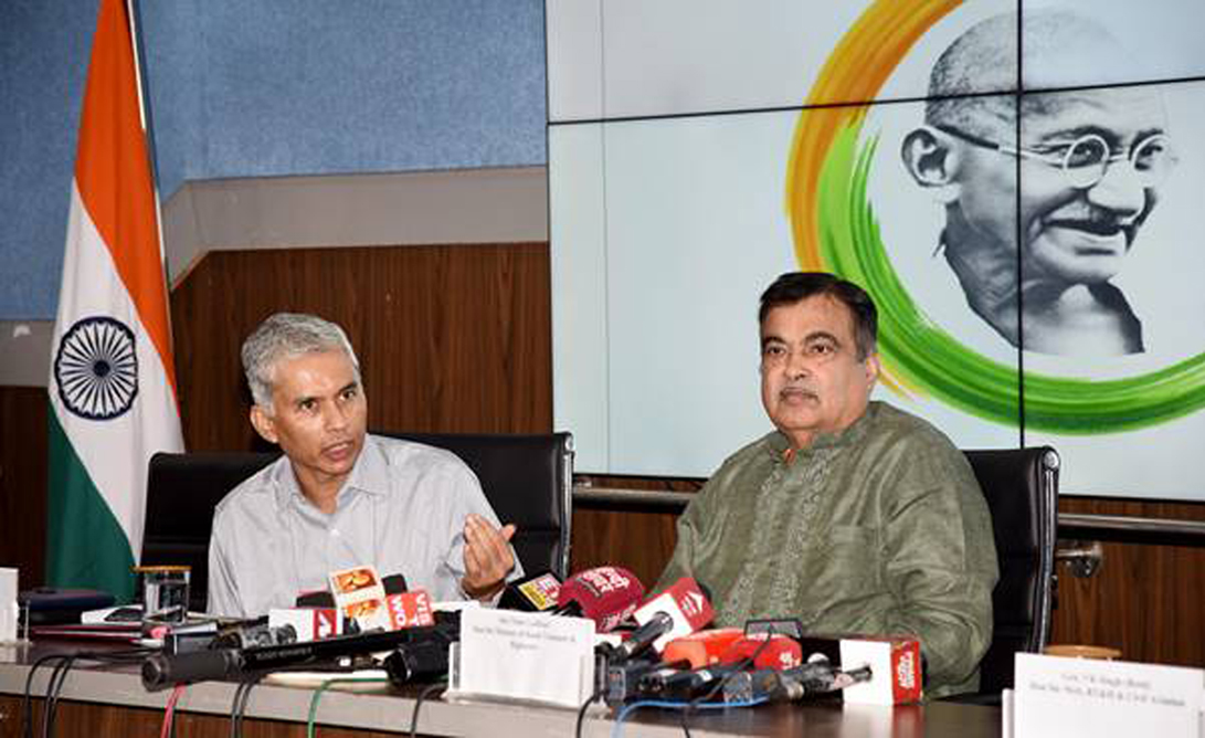 Nitin Gadkari : इथेनॉल अर्थव्यवस्था 2 लाख कोटी रुपये करण्याचे उद्दिष्ट; नितीन गडकरी यांची माहिती