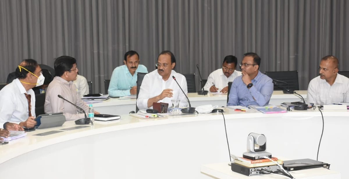 सर्वसामान्य रुग्णांकडे दुर्लक्ष करणाऱ्यांची आता गय नाही, संबंधितांवर होणार कडक कारवाई