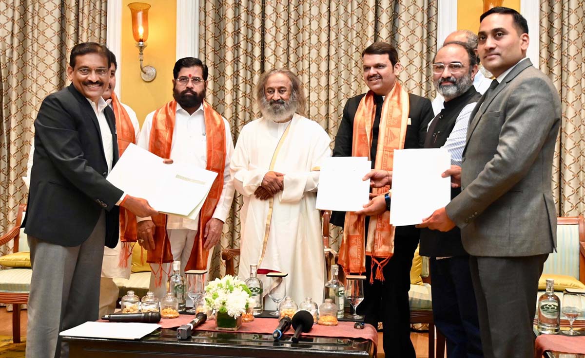 जलयुक्त शिवार लोकचळवळ बनवून मिशन मोडवर राबविणार – मुख्यमंत्री एकनाथ शिंदे