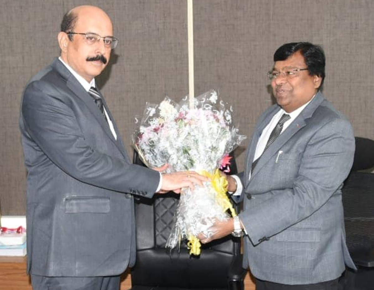 रजनीश सेठ यांनी स्विकारला महाराष्ट्र लोकसेवा आयोग अध्यक्ष पदाचा कार्यभार