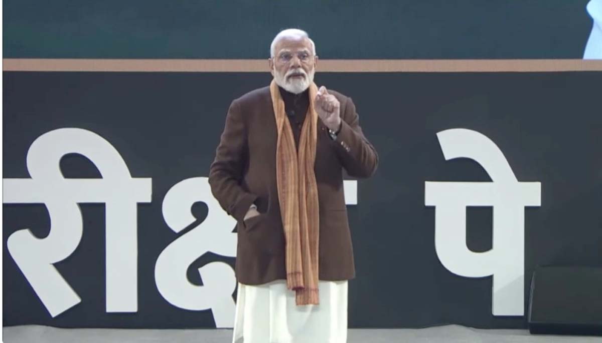 परीक्षांमधील ताण कमी करण्यासाठी अभ्यासाचा नियमित सराव करावा... प्रधानमंत्री मोदींचा विद्यार्थ्यांना सल्ला