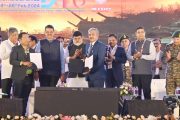 संरक्षण उद्योगांना चालना देण्यासाठी नवे धोरण आणणार – देवेंद्र फडणवीस
