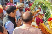 अमनेरमध्ये साहित्य संमेलनात चार हजार मराठी सारस्वतांचा सहभाग...ग्रंथदिंडीस शंखनाद, टाळमृदंग, ढोलताशांच्या गजरात प्रारंभ