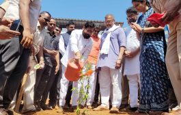 मुख्यमंत्र्यांच्या हस्ते महत्त्वाकांक्षी प्रकल्पांचे उद्घाटन व गाळमुक्त धरण गाळयुक्त शिवार योजनेचा शुभारंभ