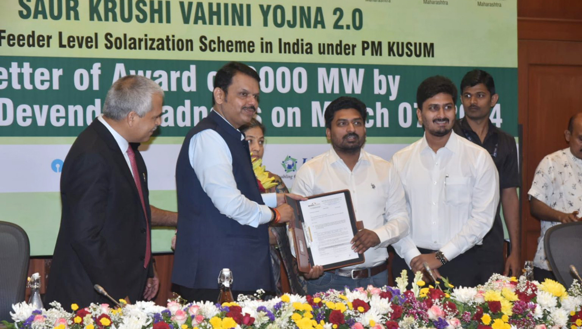 राज्यातील कृषी क्षेत्रासाठी ऐतिहासिक दिवस…शेतकर्‍यांना मिळणार दिवसा वीज