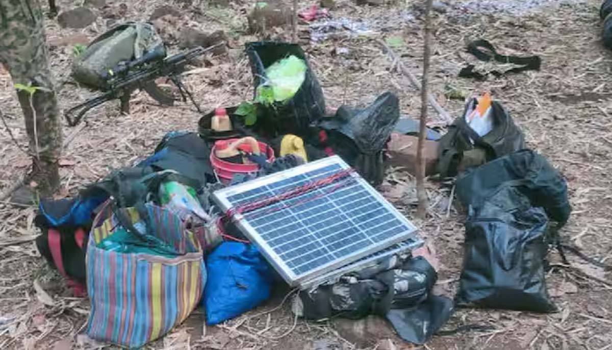 छत्तीसगडमध्ये सुरक्षा दल आणि नक्षलवाद्यांमध्ये भीषण चकमक; 10 नक्षलवाद्यांना कंठस्थान