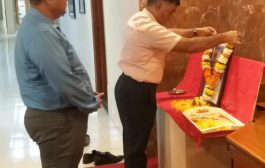 अलिबाग : साहित्यरत्न अण्णा भाऊ साठे यांना यांच्या जयंती  निमित्ताने जिल्हाधिकारी कार्यालयात अभिवादन