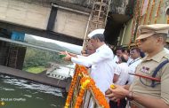 मंत्री शंभूराज देसाई यांनी केले कोयना धरण येथे जलपूजन