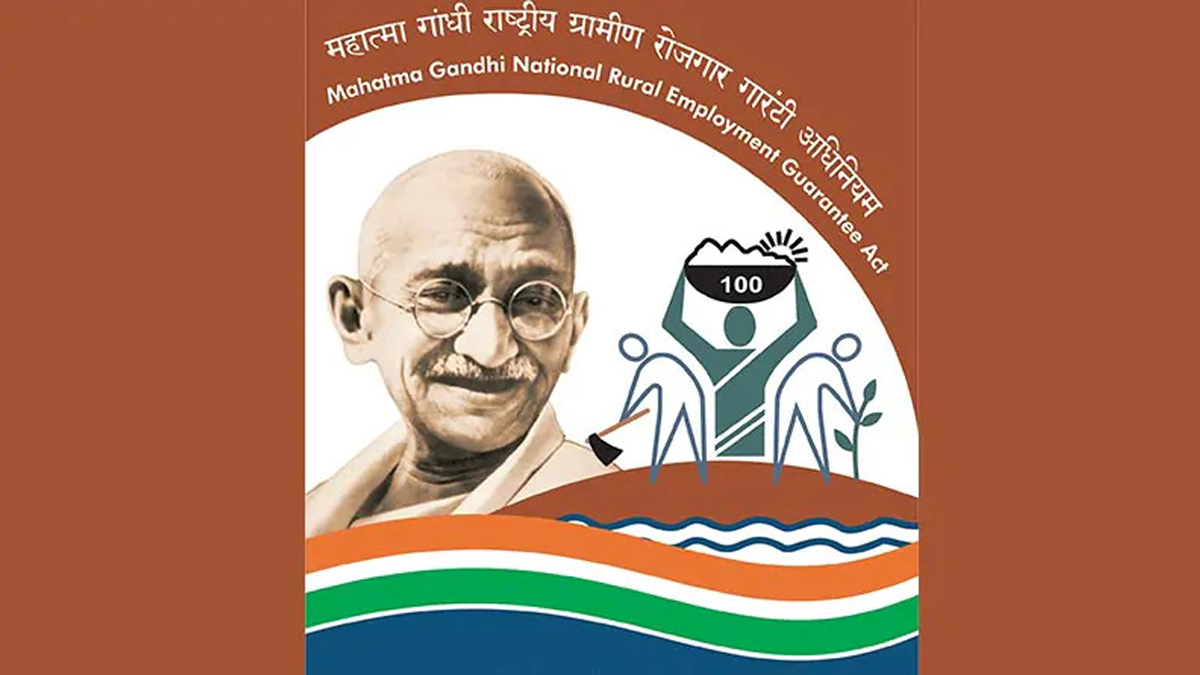 'रोहयो' च्या कंत्राटी कर्मचाऱ्यांच्या मागण्यांबाबत मुख्यमंत्री सकारात्मक; ६ ऑक्टोबरला बैठक