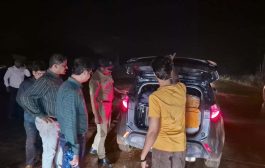 भरारी पथक ॲक्शन मोडवर; स्वत: सीईओ, अपर जिल्हाधिकारी यांनी केली वाहनांची तपासणी