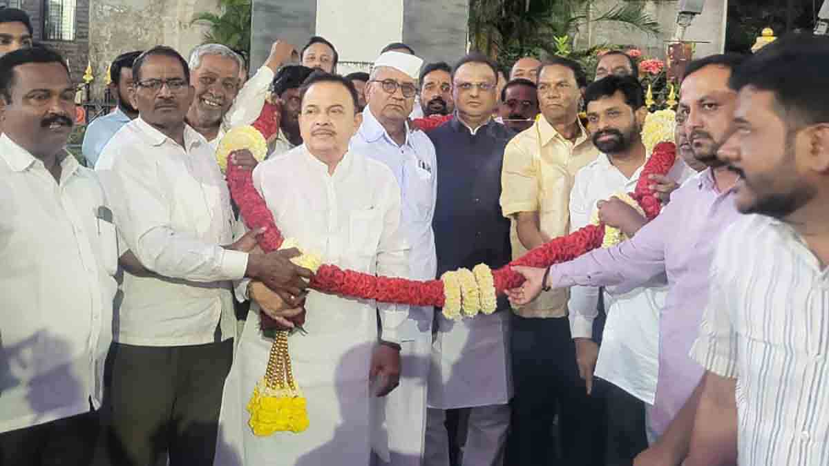 इस्लामपुरात निशिकांत भोसले-पाटील यांचे जंगी स्वागत
