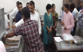 कोल्हापुरात वाहनात आढळले 5 कोटी 58 लाखांचे मौल्यवान दागिने; शिरोली जकात नाक्यावरील तपासणीत कारवाई