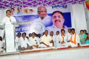 क्रांतिकारकांच्या विचाराने जातीयवादी शक्तीशी लढण्यास ताकद द्या - आ.जयंत पाटील