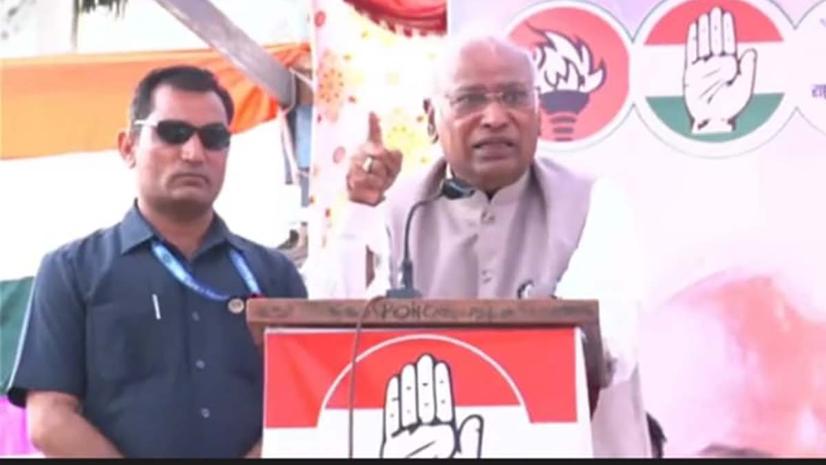 पंतप्रधान नरेंद्र मोदी आणि त्यांचं सरकार केवळ खोटी आश्वासनं देतं - काँग्रेस अध्यक्ष मल्लिकार्जुन खरगे