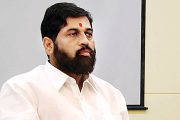 मुख्यमंत्री एकनाथ शिंदे सातारा जिल्ह्यातल्या दरे या आपल्या मूळ गावी दाखल