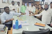 ऊस दराच्या तोडग्यासाठी तातडीने बैठक घ्या; शेतकरी संघटनांची जिल्हाधिकाऱ्यांकडे मागणी