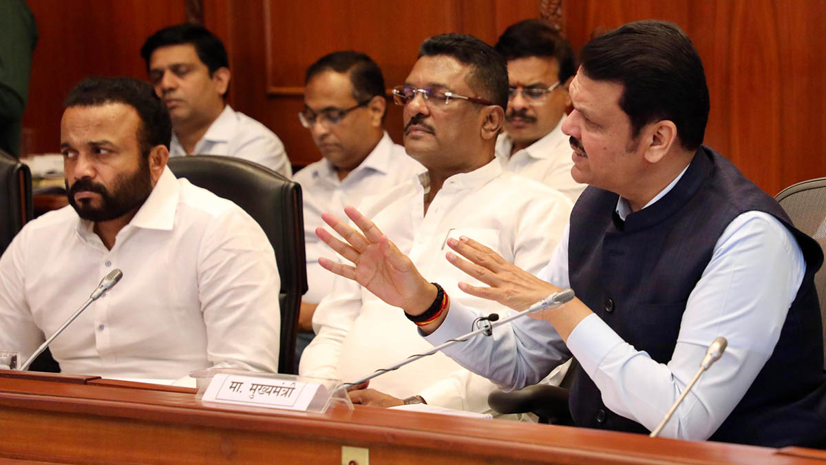 प्रधानमंत्री आवास योजनेतील प्रत्येक घर सौर ऊर्जेवर करावे – मुख्यमंत्री देवेंद्र फडणवीस