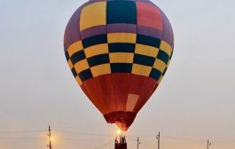 वॉटर मेट्रो बोटीनंतर आता अयोध्येत हॉट एअर बलूनची सेवा सुरू