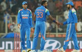 भारताचा इंग्लडवर एकतर्फी विजय; 3 सामन्यांच्या मालिकेत इंग्लंडला क्लिन स्वीप